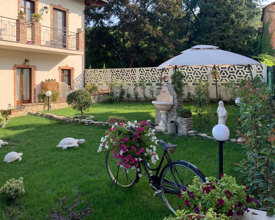 Cà Reginella B&B Diano dʼAlba Exterior foto